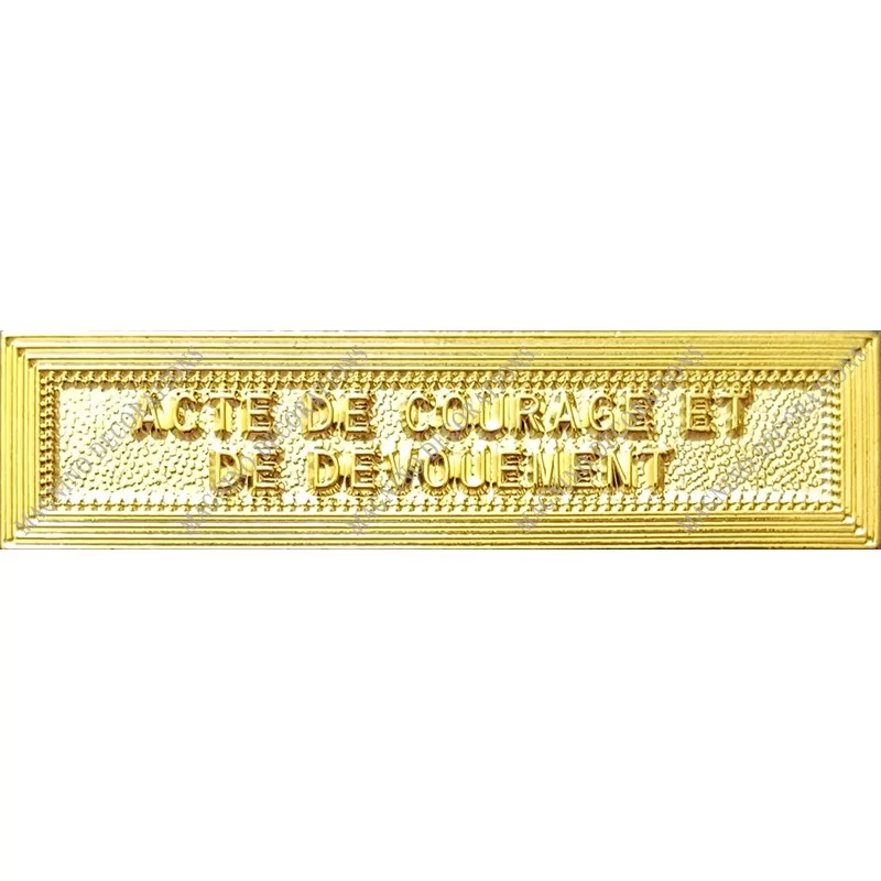 Agrafe ACTE DE COURAGE ET DE DEVOUEMENT classe Or ordonnance - 210350 - Achetez votre Agrafe ACTE DE COURAGE ET DE DEVOUEMENT cl