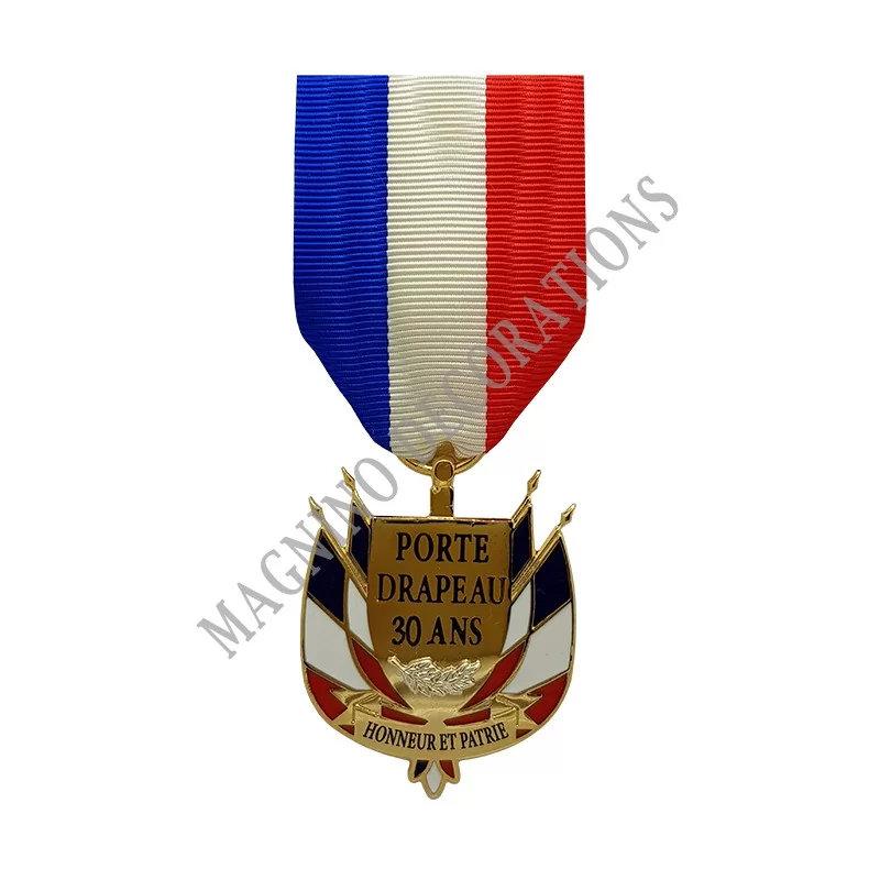 MEDAILLE PORTE-DRAPEAUX 30 ANS ET + - 110834 - Achetez votre MEDAILLE PORTE-DRAPEAUX 30 ANS ET + - Magnino Décorations - Vente d