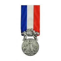 Médaille Acte de Courage et de devouement 2ème classe argent - 110343 - Achetez votre Médaille Acte de Courage et de devouement 