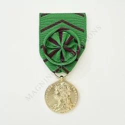 Médaille d'honneur de l'administration pénitentiaire classe or avers