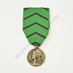 Médaille d'honneur de l'administration pénitentiaire classe bronze avers