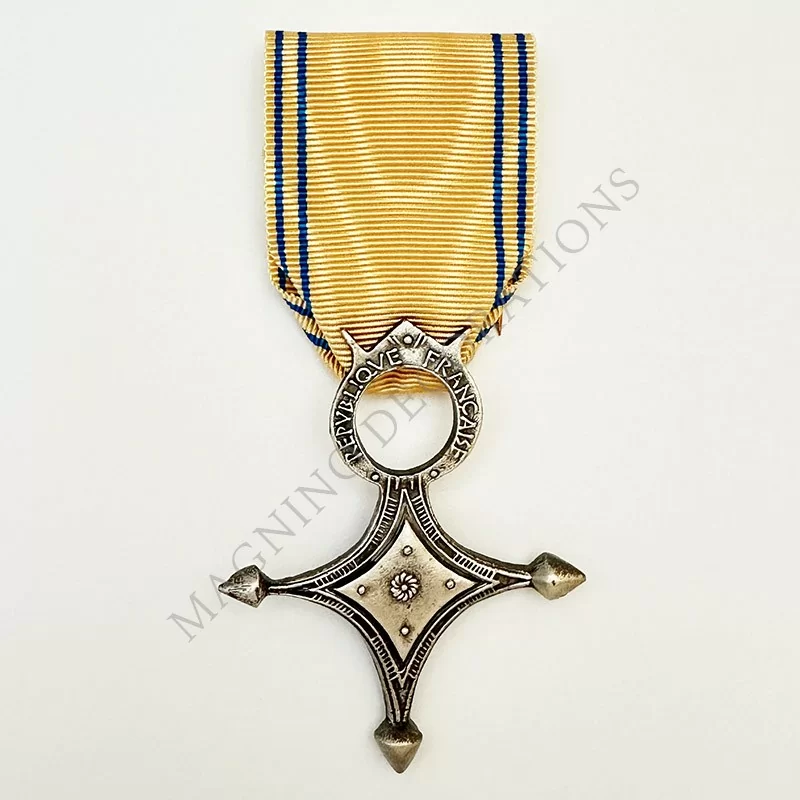 Ordre du mérite saharien au grade de chevalier avers