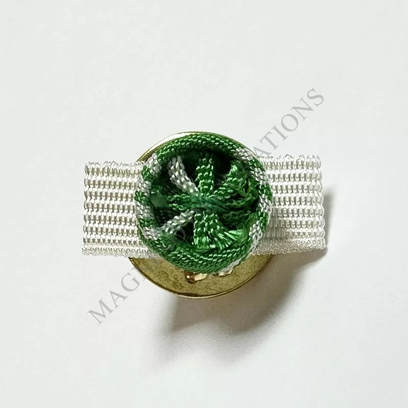 Rosettes de boutonnière de l'ordre de l'étoile de la grande Comores commandeur mm sur pin's