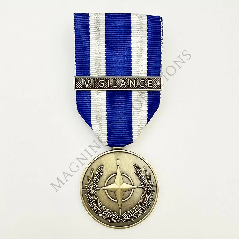 Médaille OTAN VIGILANCE avers