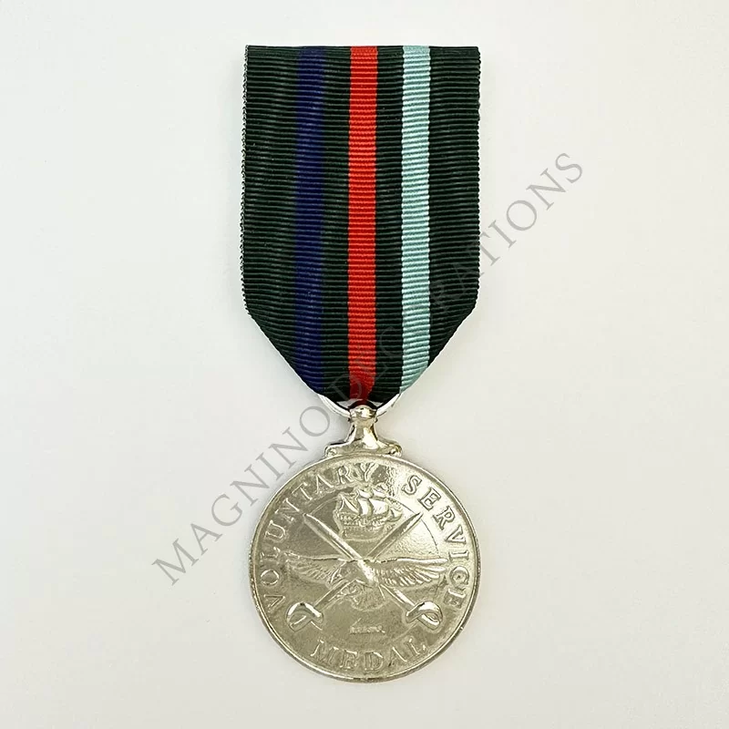 MEDAILLE DES SERVICES VOLONTAIRES GRANDE-BRETAGNE AVERS MEDAILLE DES SERVICES VOLONTAIRES GRANDE-BRETAGNE AVERS