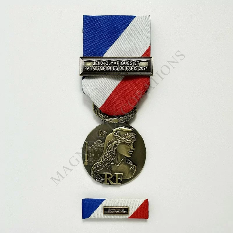 PACK JEUX OLYMPIQUES ET PARALYMPIQUES DE PARIS 2024 MEDAILLE DE LA SECURITE INTERIEURE CLASSE BRONZE