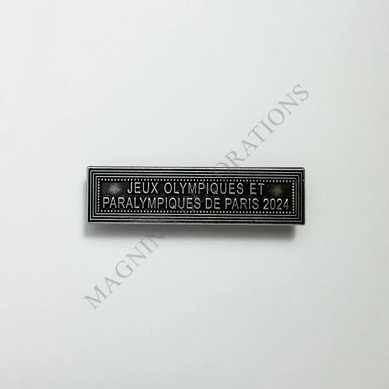 AGRAFE JEUX OLYMPIQUES ET PARALYMPIQUES DE PARIS 2024 ARGENT