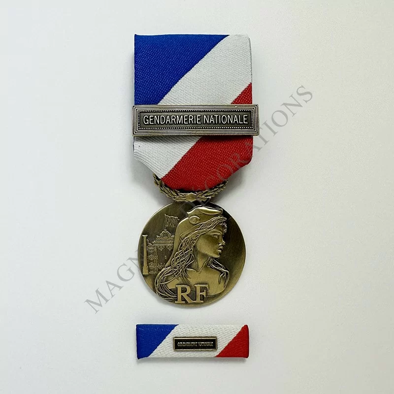 PACK MEDAILLE DE LA SECURITE INTERIEURE GENDARMERIE NATIONALE CLASSE BRONZE PACK MEDAILLE DE LA SECURITE INTERIEURE GENDARMERIE NATIONALE CLASSE BRONZE