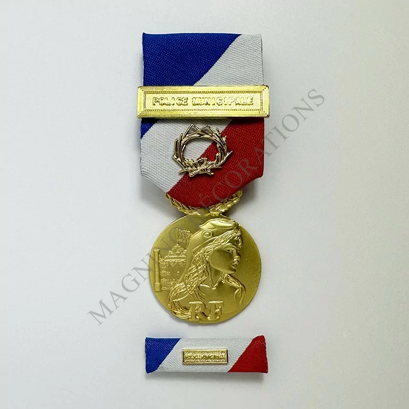 PACK MEDAILLE DE LA SECURITE INTERIEURE POLICE MUNICIPALE CLASSE OR