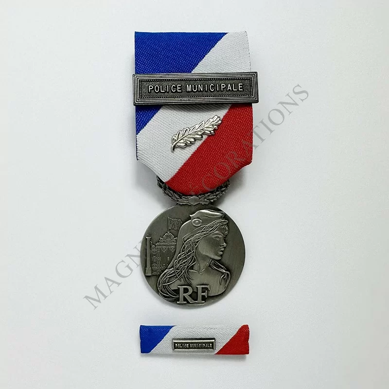 PACK MEDAILLE DE LA SECURITE INTERIEURE POLICE MUNICIPALE CLASSE ARGENT PACK MEDAILLE DE LA SECURITE INTERIEURE POLICE MUNICIPALE CLASSE ARGENT