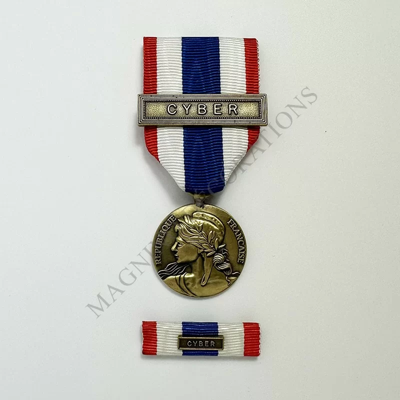 PACK PMT CYBER MEDAILLE + DIXMUDE