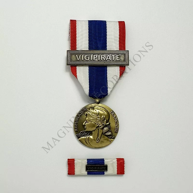 PACK PMT VIGIPIRATE MEDAILLE + DIXMUDE