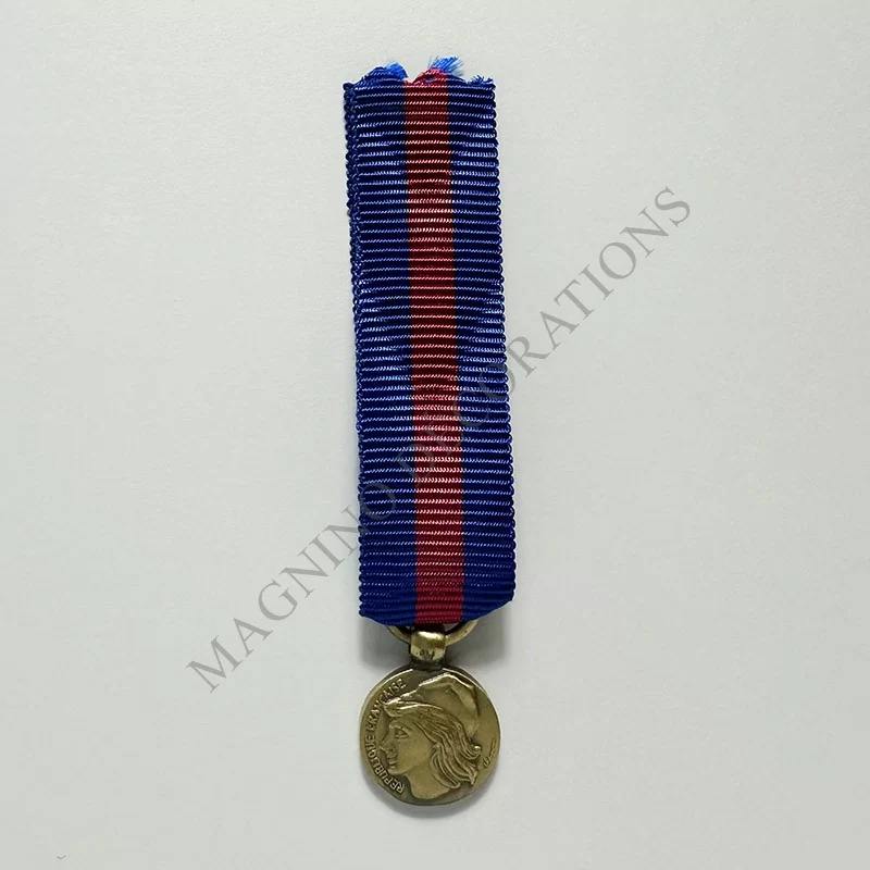 SERVICE MILITAIRE VOLONTAIRE CLASSE BRONZE REDUCTION AVERS