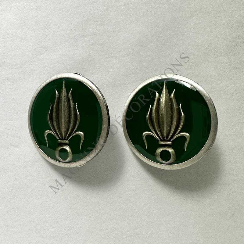 INSIGNES DE COLLET LEGION ETRANGERE CAVALERIE
