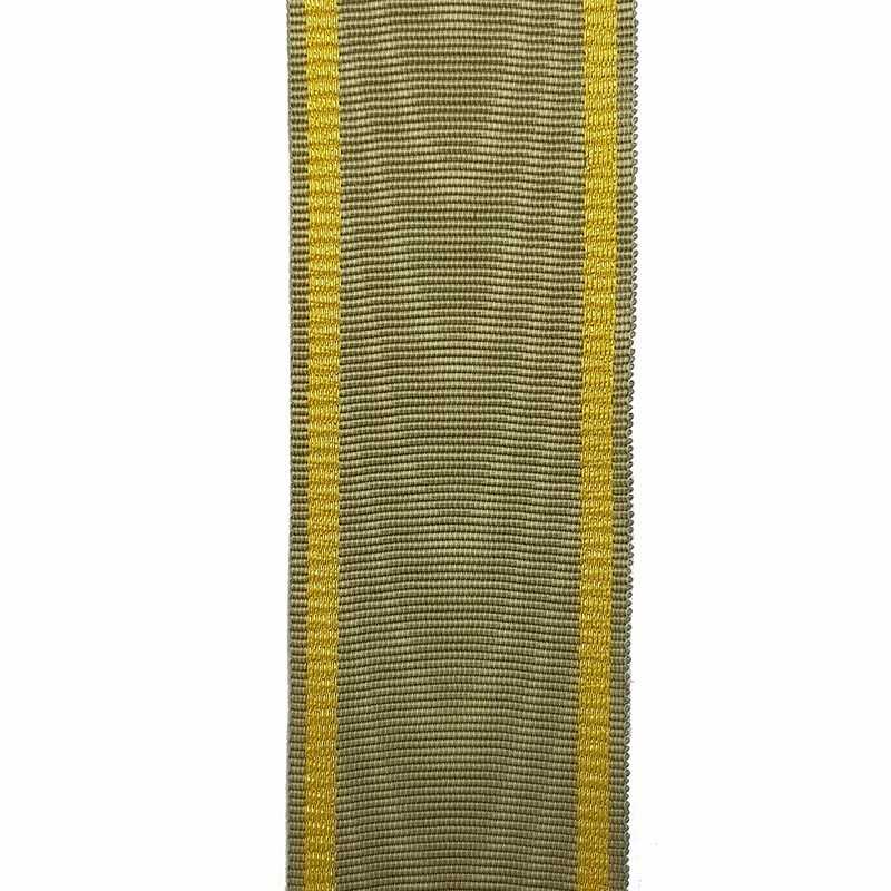 Coupe de ruban de la médaille militaire du Gabon