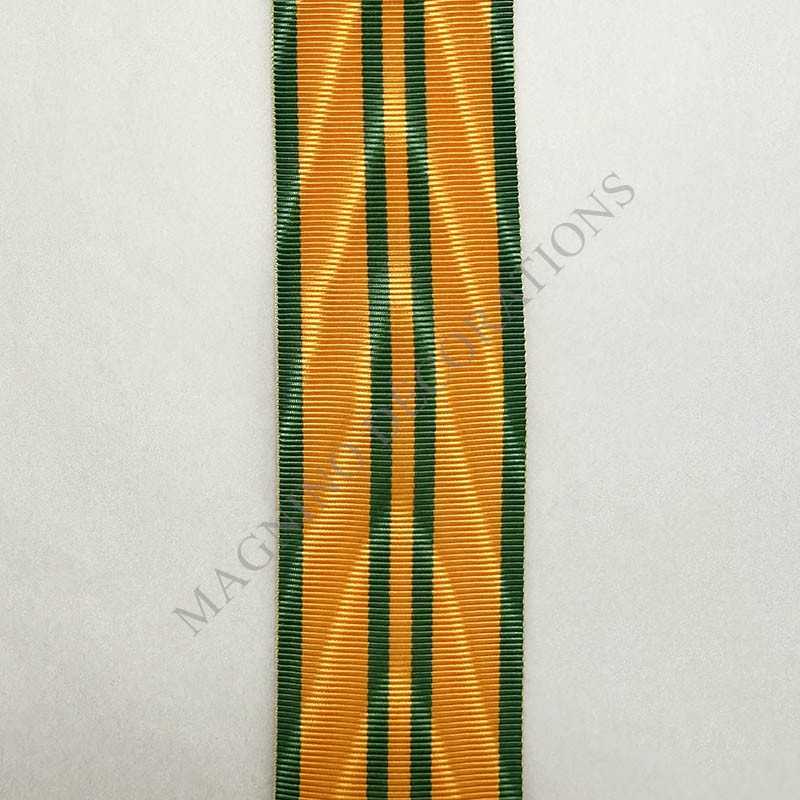 COUPE DE RUBAN MARCHE DE NIMEGUE PAYS-BAS 37 MM