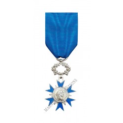 Chevalier de l'Ordre National du Mérite (ONM), Argent Massif